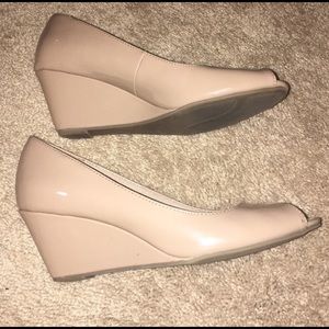 Nude peep toe wedges